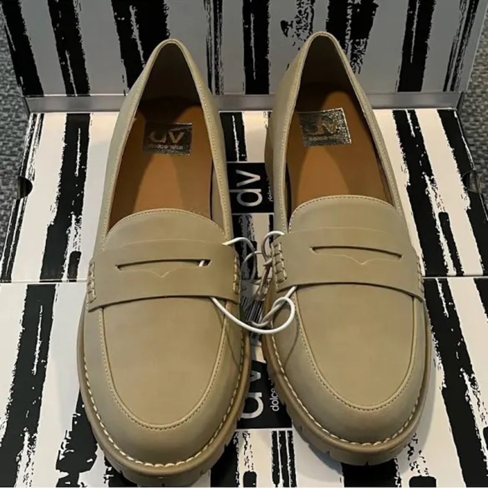 Dolce Vita Women’s Cream Loafers
